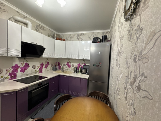 Продам однокомнатную (1-комн.) квартиру, Дмитровская ул, 30, Базарово д