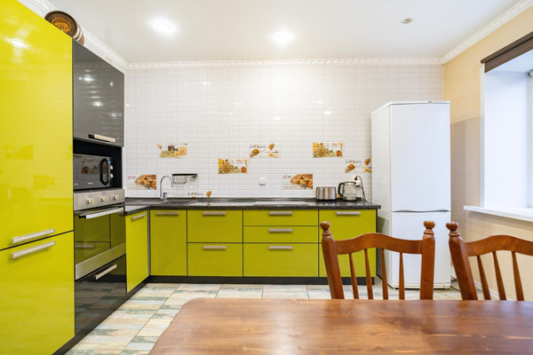 Продам многокомнатную квартиру, Победы б-р, 46БкБ, Воронеж г