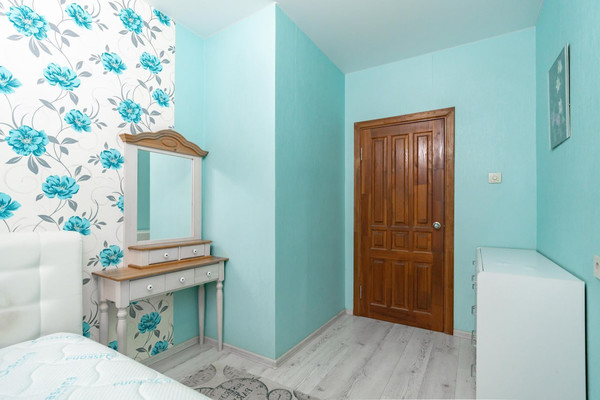 Продам многокомнатную квартиру, Победы б-р, 46БкБ, Воронеж г