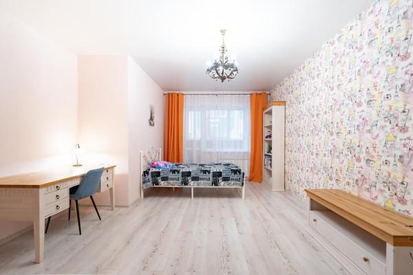 Продам многокомнатную квартиру, Победы б-р, 46БкБ, Воронеж г