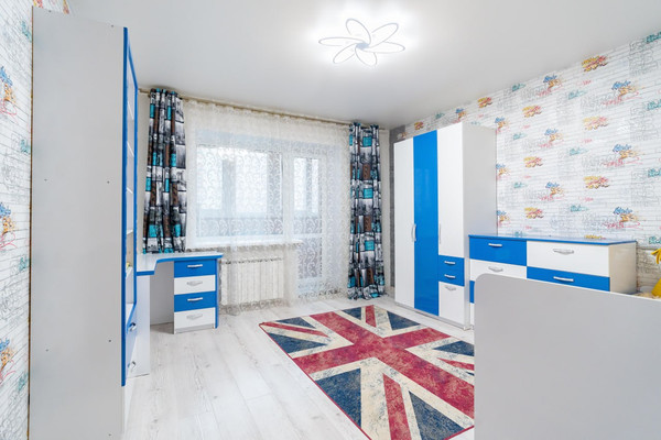 Продам многокомнатную квартиру, Победы б-р, 46БкБ, Воронеж г