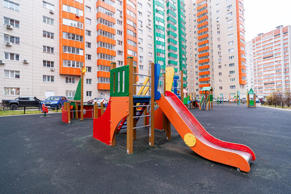 Продам многокомнатную квартиру, Победы б-р, 46БкБ, Воронеж г