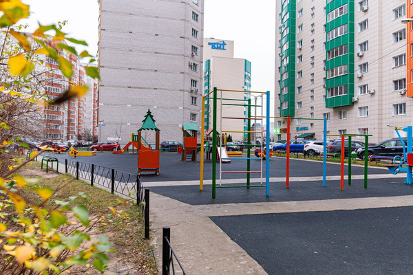 Продам многокомнатную квартиру, Победы б-р, 46БкБ, Воронеж г