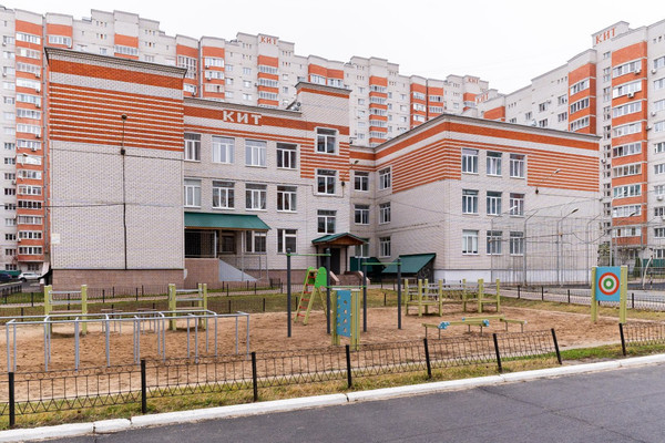 Продам многокомнатную квартиру, Победы б-р, 46БкБ, Воронеж г