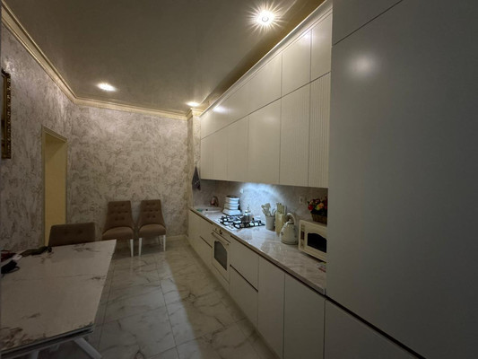 Продам однокомнатную (1-комн.) квартиру, Мовсисяна ул, 18а, Нальчик г