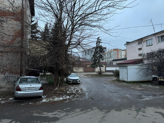 Продам однокомнатную (1-комн.) квартиру, Мовсисяна ул, 18а, Нальчик г