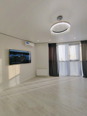 Продам трехкомнатную (3-комн.) квартиру, Танковая ул, 2, Казань г