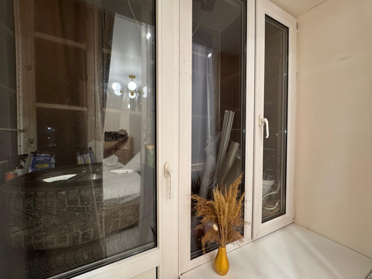 Продам двухкомнатную (2-комн.) квартиру, Юбилейная ул, 11, Казань г