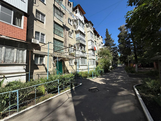 Продам однокомнатную (1-комн.) квартиру, Бондаренко ул, 4, Туапсе г