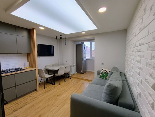 Продам двухкомнатную (2-комн.) квартиру, Ураева б-р, 8, Йошкар-Ола г