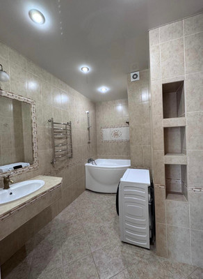 Продам двухкомнатную (2-комн.) квартиру, Юных Ленинцев (Центральный р-н) ул, 10, Сочи г