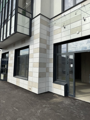 Продам коммерческое помещение 356 м2, Петровский б-р, 27, Бугры п