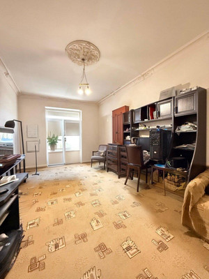 Продам трехкомнатную (3-комн.) квартиру, Чернышевского ул, 181, Нальчик г