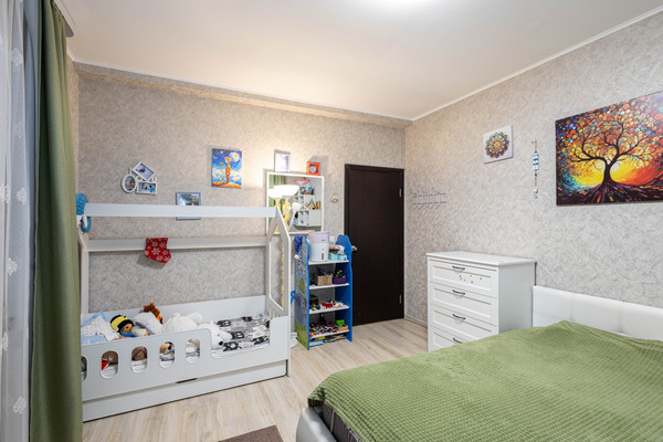 Продам однокомнатную (1-комн.) квартиру, Пионерская ул, 70, Ханты-Мансийск г