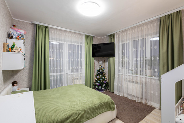 Продам однокомнатную (1-комн.) квартиру, Пионерская ул, 70, Ханты-Мансийск г