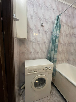 Продам однокомнатную (1-комн.) квартиру, Елецкая ул, 8к1, Москва г