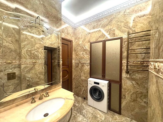 Продам двухкомнатную (2-комн.) квартиру, Мира пр-кт, 74с1, Москва г