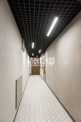 Продам трехкомнатную (3-комн.) квартиру, Энгельса пр-кт, 31, Санкт-Петербург г