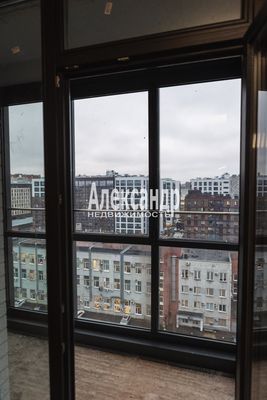 Продам трехкомнатную (3-комн.) квартиру, Энгельса пр-кт, 31, Санкт-Петербург г