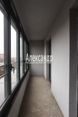 Продам трехкомнатную (3-комн.) квартиру, Энгельса пр-кт, 31, Санкт-Петербург г