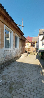 Продам однокомнатную (1-комн.) квартиру, Красная ул, 98, Кропоткин г