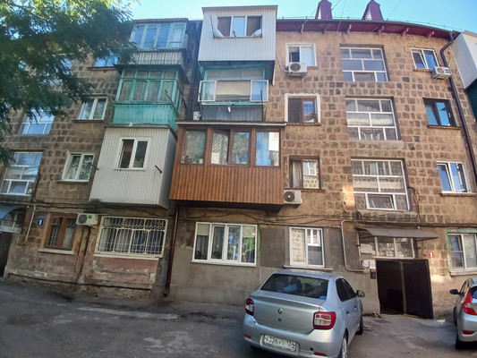 Продам двухкомнатную (2-комн.) квартиру, Московская ул, 9, Туапсе г