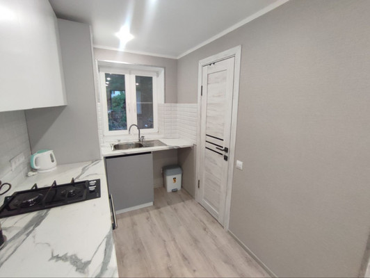 Продам однокомнатную (1-комн.) квартиру, Калараша ул, 48Г, Туапсе г