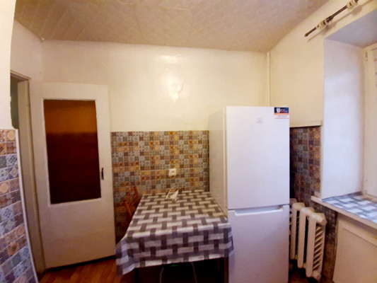 Сдам двухкомнатную (2-комн.) квартиру, Горького ул, 21а, Малино рп