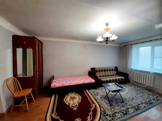 Сдам двухкомнатную (2-комн.) квартиру, Горького ул, 21а, Малино рп