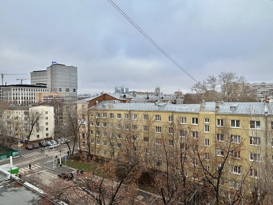 Продам трехкомнатную (3-комн.) квартиру, Расковой ул, 14, Москва г