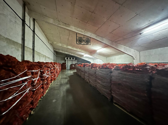 Продам коммерческое помещение 4 000 м2, 50, Филипповское д