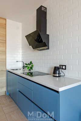 Продам двухкомнатную (2-комн.) квартиру, Петровский б-р, 25, Бугры п