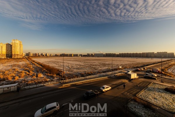 Продам двухкомнатную (2-комн.) квартиру, Петровский б-р, 25, Бугры п