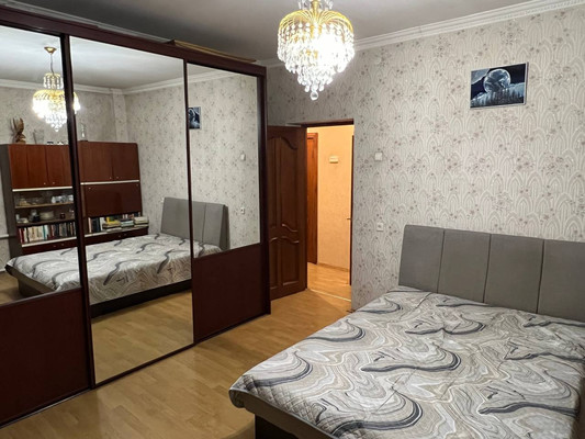 Продам трехкомнатную (3-комн.) квартиру, Подольская ул, 9/20, Северово д