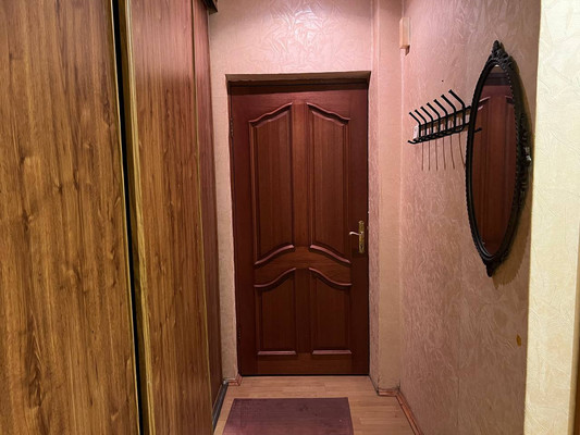 Продам трехкомнатную (3-комн.) квартиру, Подольская ул, 9/20, Северово д