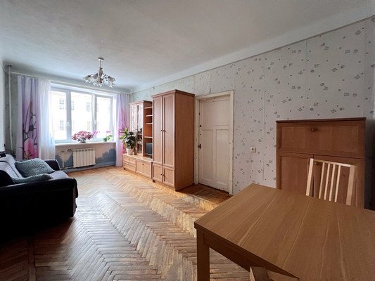 Продам двухкомнатную (2-комн.) квартиру, Каменноостровский пр-кт, 64С, Санкт-Петербург г