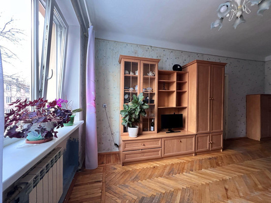 Продам двухкомнатную (2-комн.) квартиру, Каменноостровский пр-кт, 64С, Санкт-Петербург г