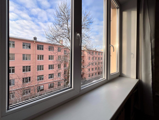 Продам двухкомнатную (2-комн.) квартиру, Каменноостровский пр-кт, 64С, Санкт-Петербург г