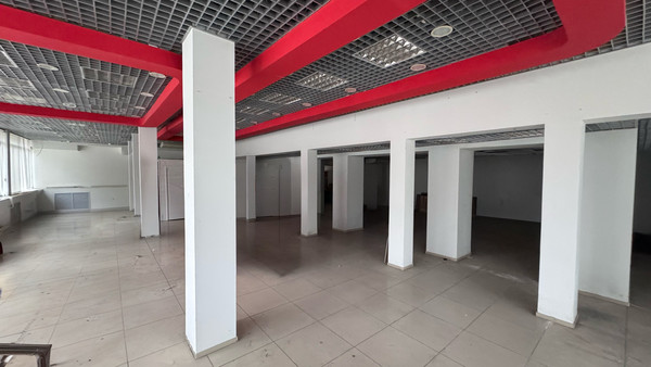 Продам коммерческое помещение 300 м2, Ленина пр-кт, 39, Нальчик г