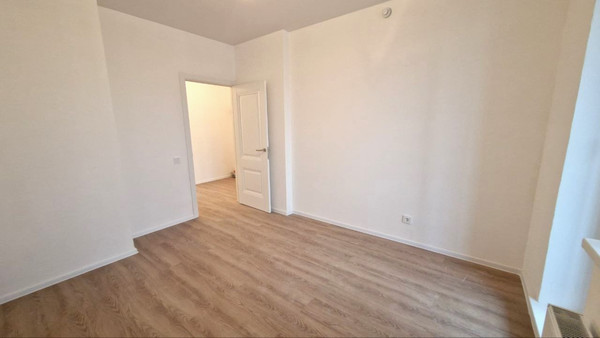 Продам двухкомнатную (2-комн.) квартиру, Лесная ул, 7к1, Ерино д