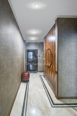 Продам трехкомнатную (3-комн.) квартиру, Заречная (Новогорск мкр.) ул, 2к2, Химки г