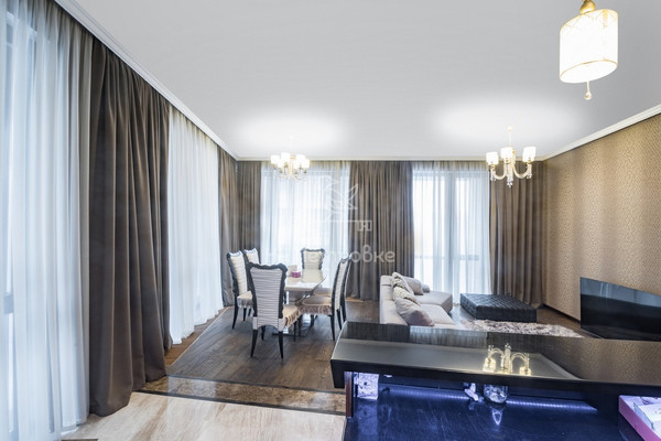 Продам трехкомнатную (3-комн.) квартиру, Заречная (Новогорск мкр.) ул, 2к2, Химки г