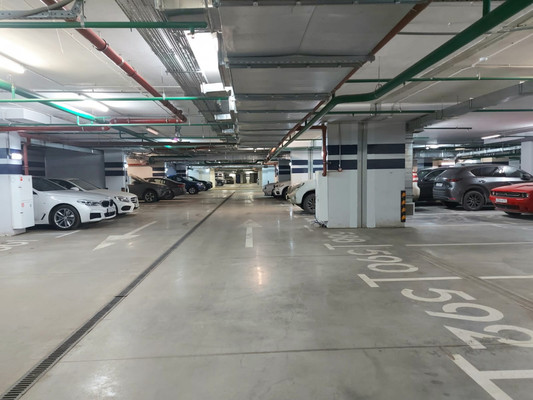 Продам машиноместо 22,8 м2, Маломосковская ул, 14, Москва г