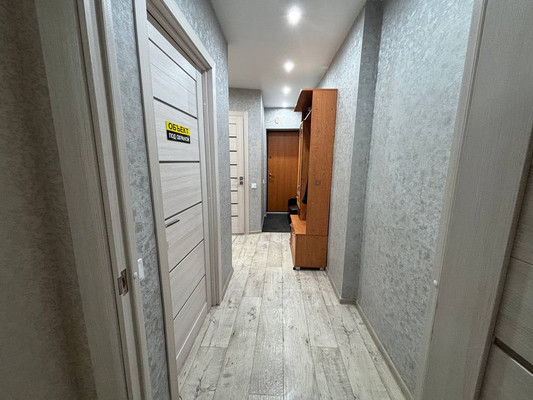 Продам трехкомнатную (3-комн.) квартиру, Котельникова ул, 1, Богородск г