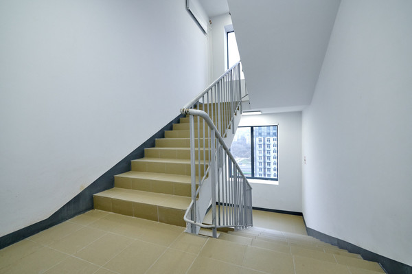 Продам однокомнатную (1-комн.) квартиру, Берёзовая аллея, 19к3, Москва г