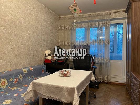 Продам однокомнатную (1-комн.) квартиру, Космонавтов пр-кт, 86к1, Санкт-Петербург г