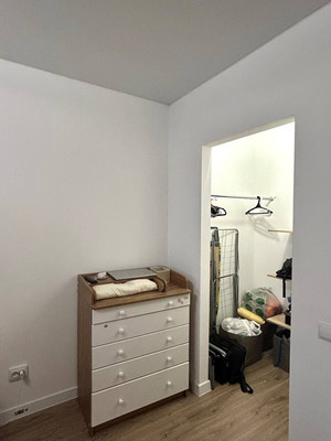 Продам однокомнатную (1-комн.) квартиру, Чайная ул, 2, Бугры п