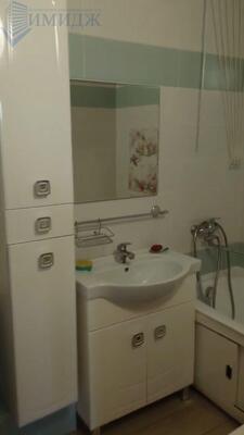 Сдам двухкомнатную (2-комн.) квартиру, Медицинский пер, 14Д, Красноярск г