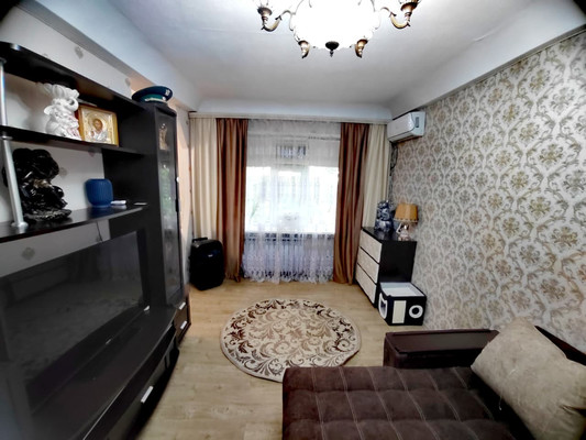 Продам двухкомнатную (2-комн.) квартиру, 2-я Краснодарская ул, 149, Ростов-на-Дону г