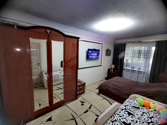 Продам двухкомнатную (2-комн.) квартиру, 2-я Краснодарская ул, 149, Ростов-на-Дону г